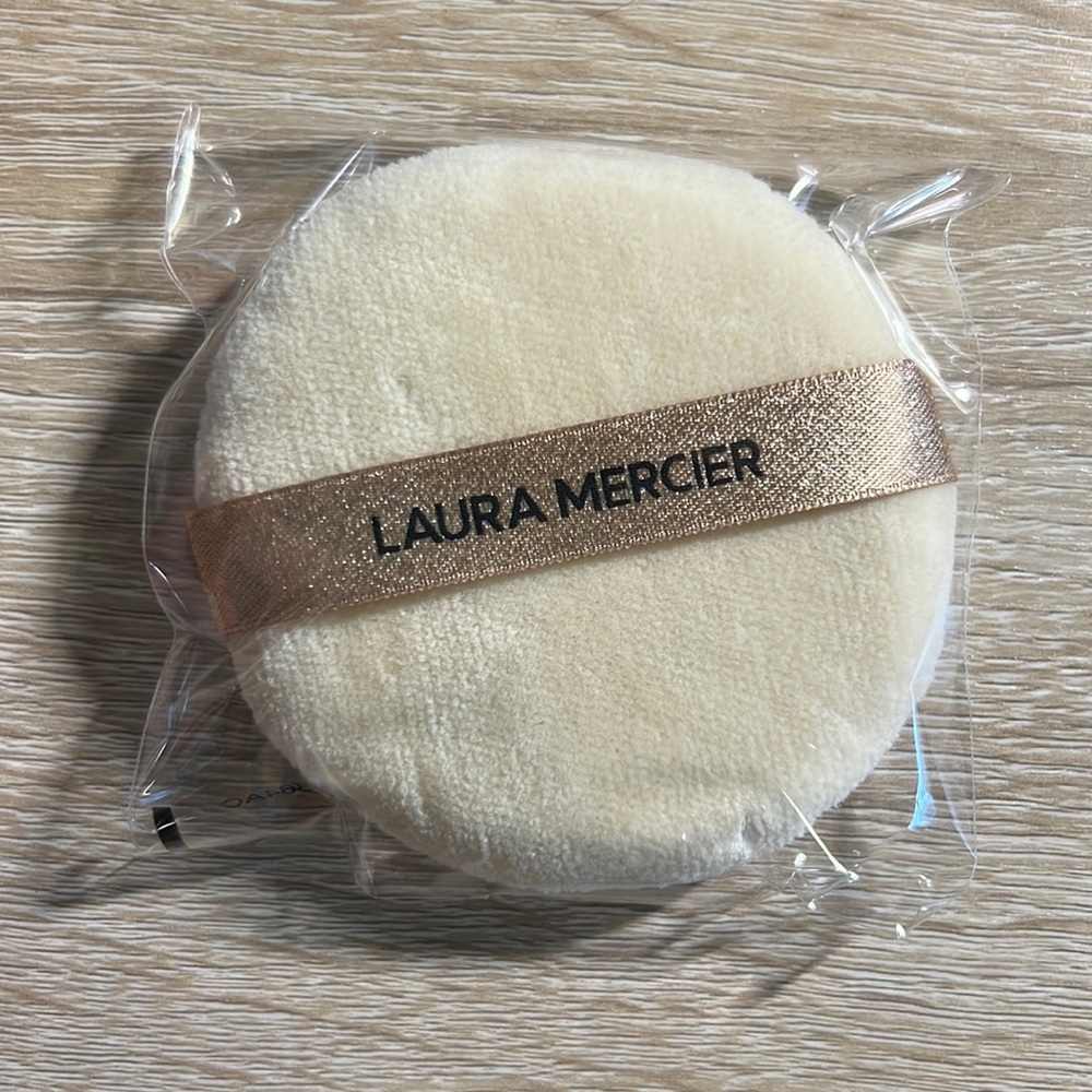 Laura Mercier velour powder puff